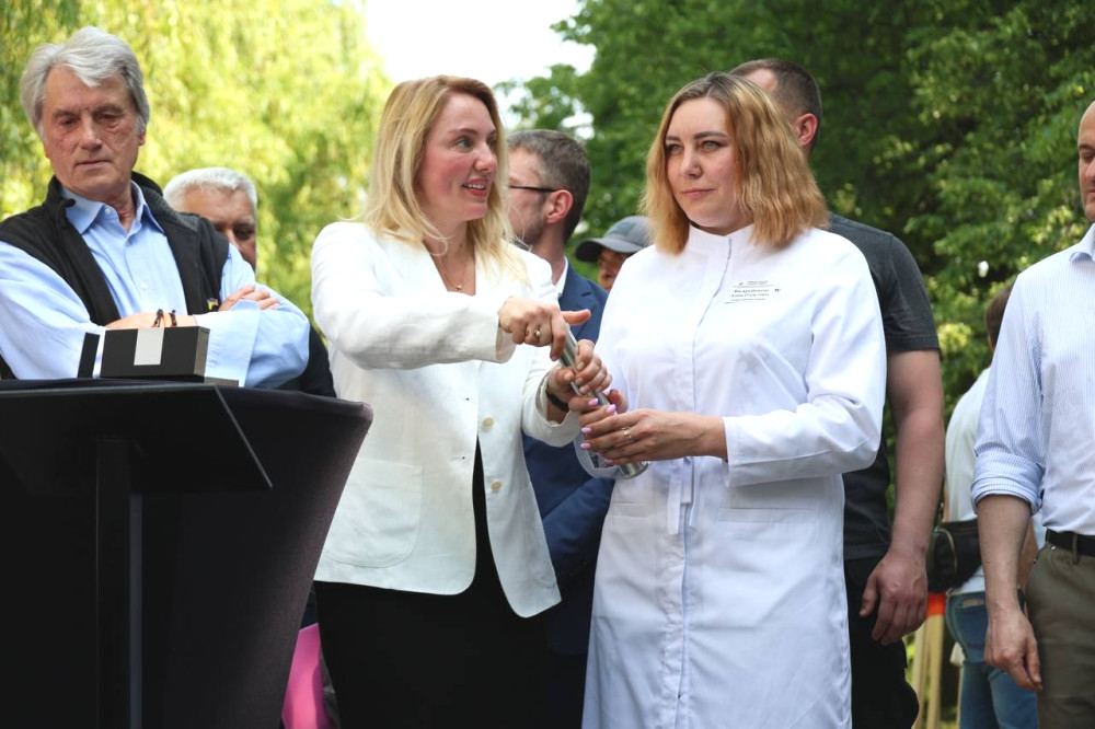 1197 image for slide