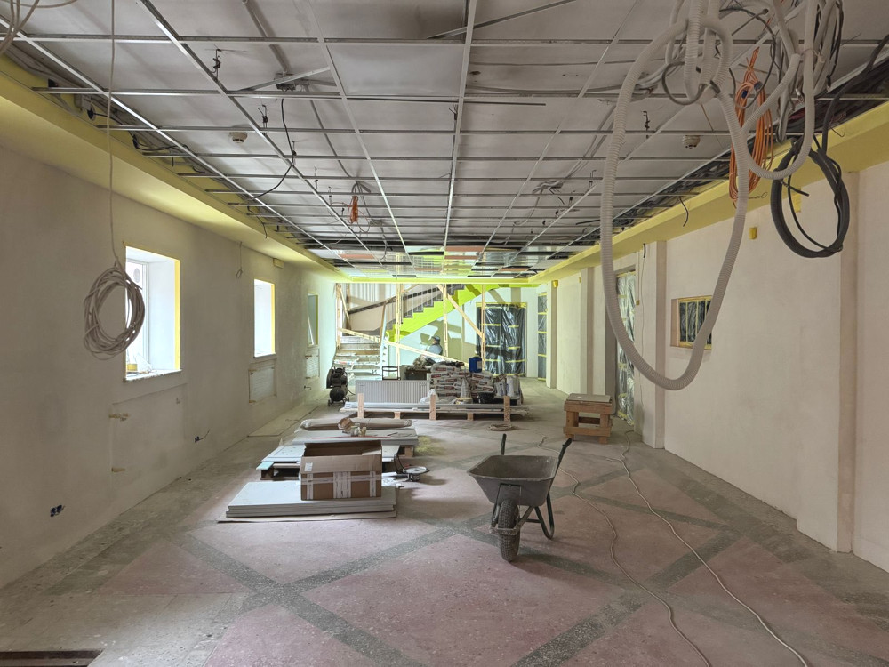 6563 image for slide