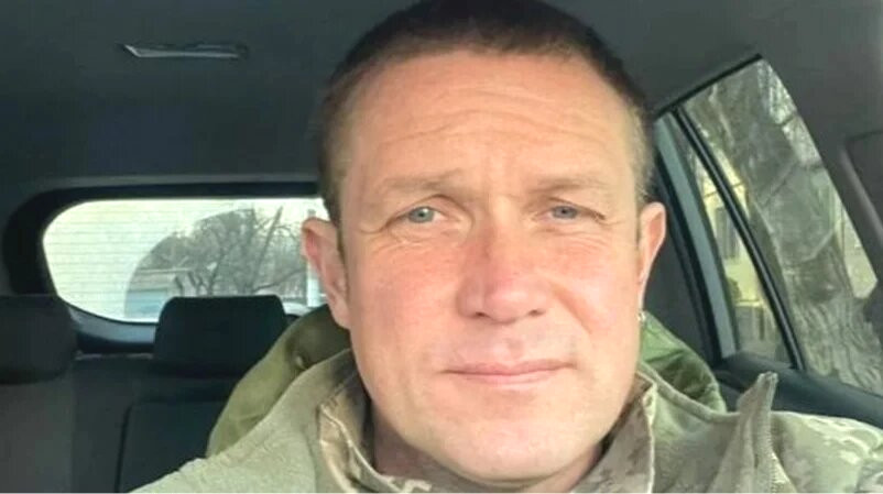 Вшанування пам'яті українського альпініста Тараса Цушка, який загинув під час війни. Його внесок у спорт та альпіністську спільноту.